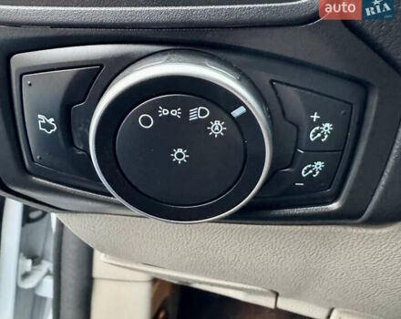 Белый Форд Фокус, объемом двигателя 2 л и пробегом 78 тыс. км за 9250 $, фото 22 на Automoto.ua