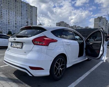 Форд Фокус 2015 у Києві на Automoto.ua Білий Форд Фокус, об'ємом двигуна 2 л та пробігом 98 тис. км за 8900 $, фото 3 на Automoto.ua