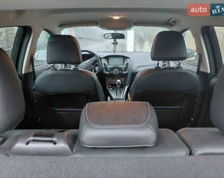 Белый Форд Фокус, объемом двигателя 2 л и пробегом 270 тыс. км за 8300 $, фото 2 на Automoto.ua