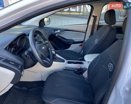 Білий Форд Фокус, об'ємом двигуна 2 л та пробігом 163 тис. км за 8300 $, фото 17 на Automoto.ua