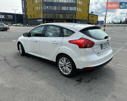 Форд Фокус 2015 в Киеве на Automoto.ua Белый Форд Фокус, объемом двигателя 2 л и пробегом 130 тыс. км за 11200 $, фото 2 на Automoto.ua