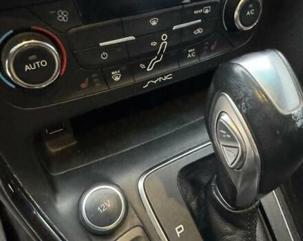 Белый Форд Фокус, объемом двигателя 2 л и пробегом 141 тыс. км за 7500 $, фото 9 на Automoto.ua