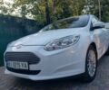 Білий Форд Фокус, об'ємом двигуна 0 л та пробігом 65 тис. км за 7999 $, фото 1 на Automoto.ua