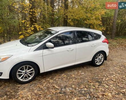 Белый Форд Фокус, объемом двигателя 2 л и пробегом 248 тыс. км за 7100 $, фото 5 на Automoto.ua