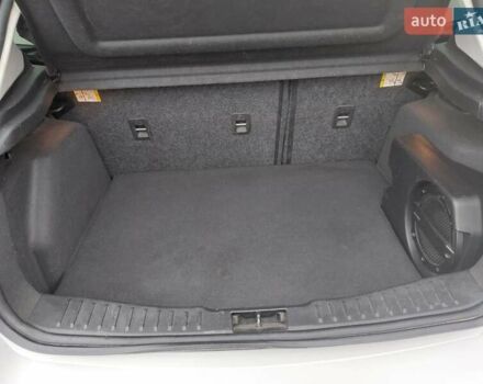 Белый Форд Фокус, объемом двигателя 2 л и пробегом 270 тыс. км за 8300 $, фото 27 на Automoto.ua