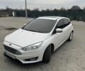 Белый Форд Фокус, объемом двигателя 2 л и пробегом 141 тыс. км за 7500 $, фото 1 на Automoto.ua