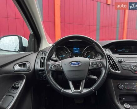 Белый Форд Фокус, объемом двигателя 1 л и пробегом 122 тыс. км за 9290 $, фото 12 на Automoto.ua