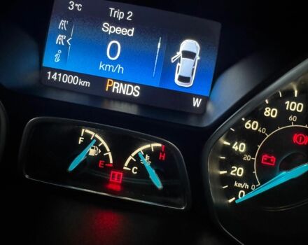 Белый Форд Фокус, объемом двигателя 2 л и пробегом 141 тыс. км за 7500 $, фото 10 на Automoto.ua