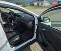Белый Форд Фокус, объемом двигателя 1 л и пробегом 96 тыс. км за 7500 $, фото 19 на Automoto.ua