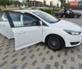 Белый Форд Фокус, объемом двигателя 2 л и пробегом 250 тыс. км за 6800 $, фото 1 на Automoto.ua