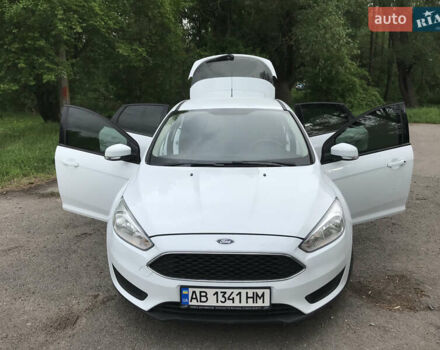 Белый Форд Фокус, объемом двигателя 1 л и пробегом 145 тыс. км за 6500 $, фото 5 на Automoto.ua