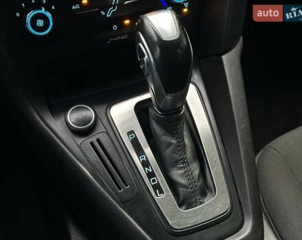 Белый Форд Фокус, объемом двигателя 2 л и пробегом 253 тыс. км за 7490 $, фото 14 на Automoto.ua