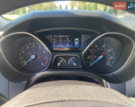 Белый Форд Фокус, объемом двигателя 2 л и пробегом 173 тыс. км за 8400 $, фото 13 на Automoto.ua