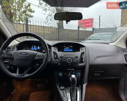 Белый Форд Фокус, объемом двигателя 2 л и пробегом 253 тыс. км за 7490 $, фото 8 на Automoto.ua