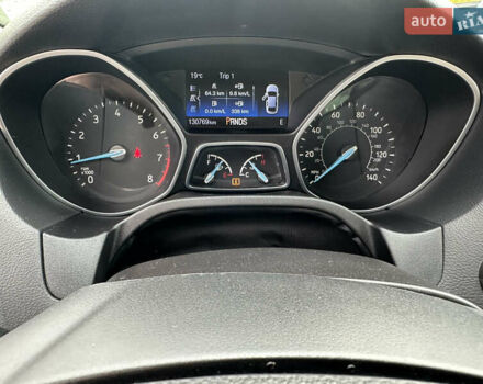 Форд Фокус 2015 в Киеве на Automoto.ua Белый Форд Фокус, объемом двигателя 2 л и пробегом 130 тыс. км за 11200 $, фото 4 на Automoto.ua