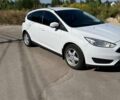 Форд Фокус 2015 у Києві на Automoto.ua Білий Форд Фокус, об'ємом двигуна 1 л та пробігом 175 тис. км за 6300 $, фото 5 на Automoto.ua