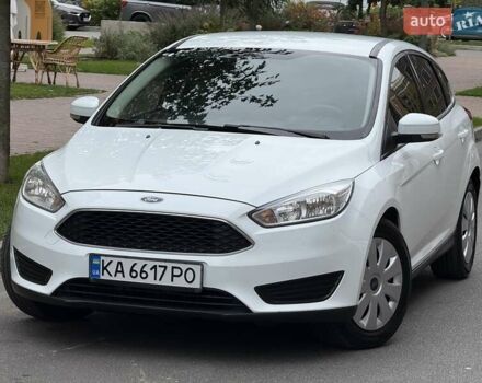 Белый Форд Фокус, объемом двигателя 1 л и пробегом 88 тыс. км за 9400 $, фото 7 на Automoto.ua