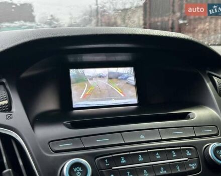 Белый Форд Фокус, объемом двигателя 2 л и пробегом 253 тыс. км за 7490 $, фото 11 на Automoto.ua