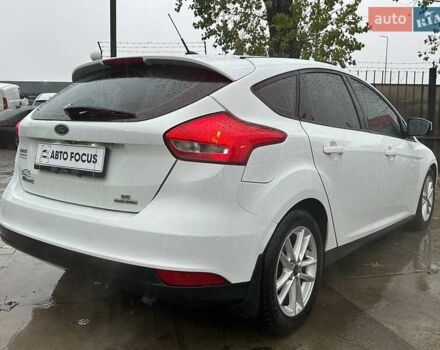 Белый Форд Фокус, объемом двигателя 2 л и пробегом 253 тыс. км за 7490 $, фото 4 на Automoto.ua