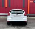 Білий Форд Фокус, об'ємом двигуна 1 л та пробігом 122 тис. км за 7790 $, фото 7 на Automoto.ua