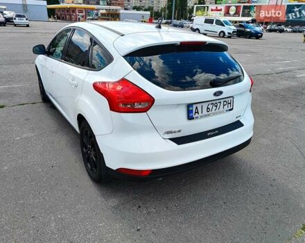 Белый Форд Фокус, объемом двигателя 1 л и пробегом 69 тыс. км за 8399 $, фото 4 на Automoto.ua
