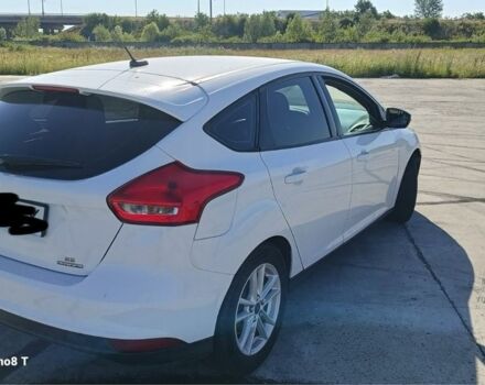 Белый Форд Фокус, объемом двигателя 2 л и пробегом 207 тыс. км за 7700 $, фото 2 на Automoto.ua