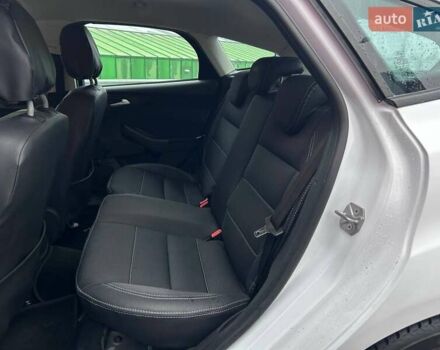 Белый Форд Фокус, объемом двигателя 1 л и пробегом 122 тыс. км за 9290 $, фото 9 на Automoto.ua