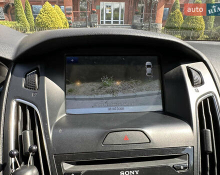 Белый Форд Фокус, объемом двигателя 2 л и пробегом 187 тыс. км за 8999 $, фото 18 на Automoto.ua