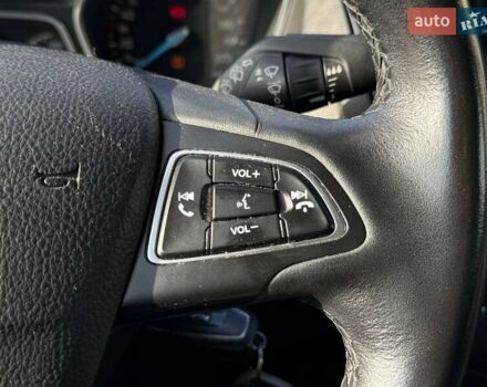 Белый Форд Фокус, объемом двигателя 1 л и пробегом 150 тыс. км за 8290 $, фото 20 на Automoto.ua