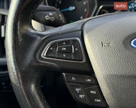 Белый Форд Фокус, объемом двигателя 1 л и пробегом 150 тыс. км за 8290 $, фото 21 на Automoto.ua