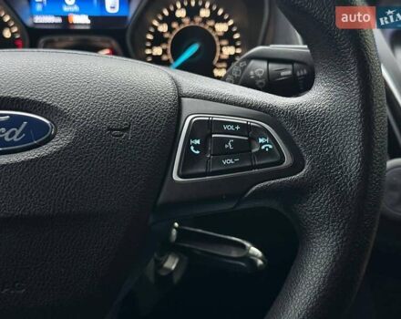 Белый Форд Фокус, объемом двигателя 2 л и пробегом 253 тыс. км за 7490 $, фото 18 на Automoto.ua