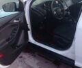 Білий Форд Фокус, об'ємом двигуна 2 л та пробігом 181 тис. км за 8000 $, фото 4 на Automoto.ua