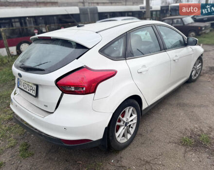 Белый Форд Фокус, объемом двигателя 2 л и пробегом 160 тыс. км за 3200 $, фото 6 на Automoto.ua