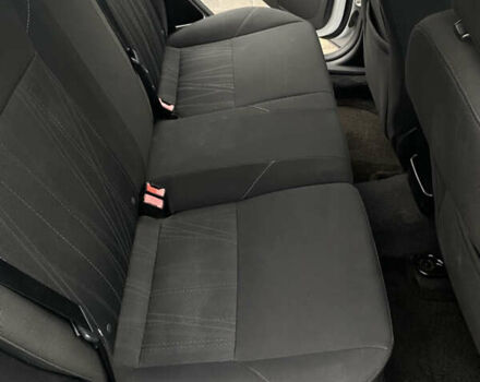 Белый Форд Фокус, объемом двигателя 2 л и пробегом 248 тыс. км за 7100 $, фото 43 на Automoto.ua