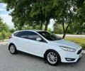 Белый Форд Фокус, объемом двигателя 1 л и пробегом 230 тыс. км за 7500 $, фото 1 на Automoto.ua