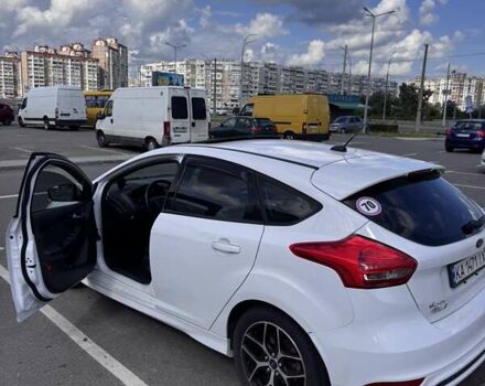 Форд Фокус 2015 у Києві на Automoto.ua Білий Форд Фокус, об'ємом двигуна 2 л та пробігом 98 тис. км за 8900 $, фото 11 на Automoto.ua