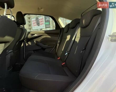 Белый Форд Фокус, объемом двигателя 1 л и пробегом 150 тыс. км за 8290 $, фото 9 на Automoto.ua