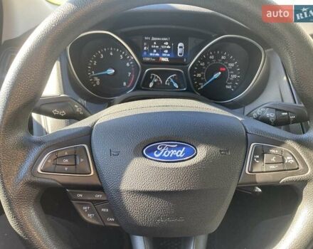 Белый Форд Фокус, объемом двигателя 2 л и пробегом 173 тыс. км за 8400 $, фото 8 на Automoto.ua