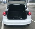 Білий Форд Фокус, об'ємом двигуна 2 л та пробігом 219 тис. км за 8100 $, фото 18 на Automoto.ua