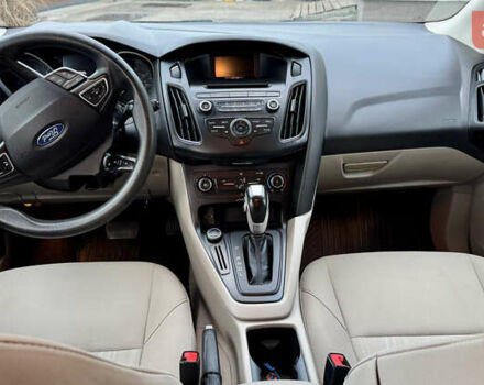 Белый Форд Фокус, объемом двигателя 2 л и пробегом 78 тыс. км за 9250 $, фото 14 на Automoto.ua