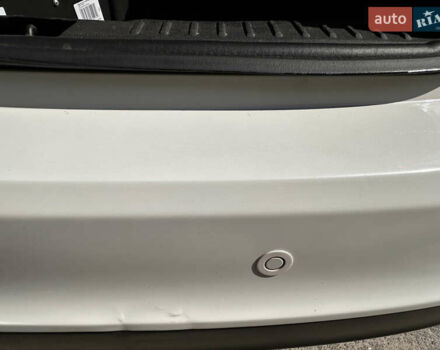 Белый Форд Фокус, объемом двигателя 2 л и пробегом 187 тыс. км за 8999 $, фото 21 на Automoto.ua