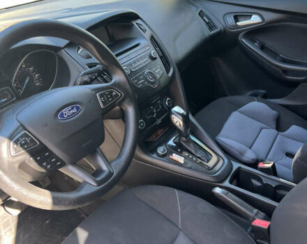 Белый Форд Фокус, объемом двигателя 2 л и пробегом 231 тыс. км за 7700 $, фото 3 на Automoto.ua