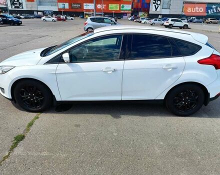 Белый Форд Фокус, объемом двигателя 1 л и пробегом 69 тыс. км за 8399 $, фото 8 на Automoto.ua