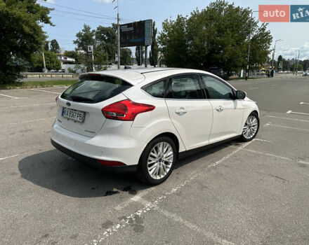 Форд Фокус 2015 в Киеве на Automoto.ua Белый Форд Фокус, объемом двигателя 2 л и пробегом 130 тыс. км за 11200 $, фото 3 на Automoto.ua
