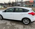 Білий Форд Фокус, об'ємом двигуна 2 л та пробігом 150 тис. км за 8600 $, фото 3 на Automoto.ua