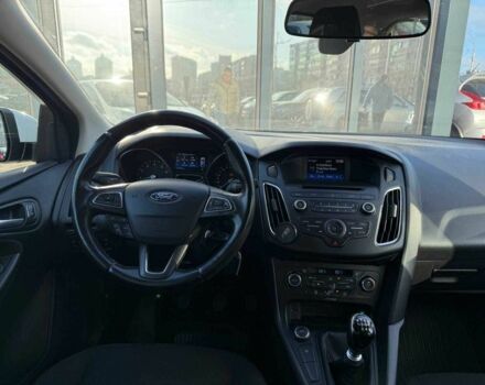 Білий Форд Фокус, об'ємом двигуна 0 л та пробігом 150 тис. км за 8290 $, фото 13 на Automoto.ua