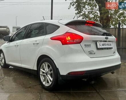 Белый Форд Фокус, объемом двигателя 2 л и пробегом 253 тыс. км за 7490 $, фото 6 на Automoto.ua
