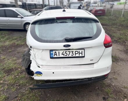 Белый Форд Фокус, объемом двигателя 2 л и пробегом 160 тыс. км за 3200 $, фото 5 на Automoto.ua
