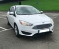 Білий Форд Фокус, об'ємом двигуна 2 л та пробігом 219 тис. км за 8100 $, фото 4 на Automoto.ua
