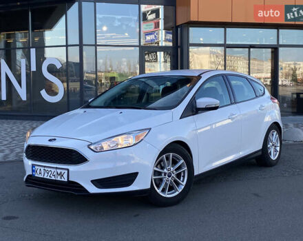 Білий Форд Фокус, об'ємом двигуна 2 л та пробігом 163 тис. км за 8550 $, фото 1 на Automoto.ua